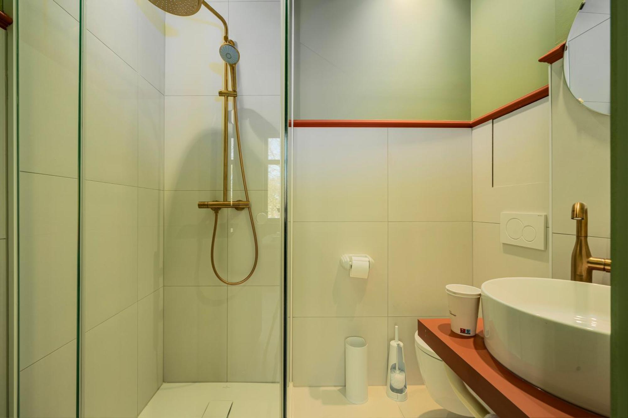 The Queen's Twelve By Romy&travis Appart hôtel Bruges